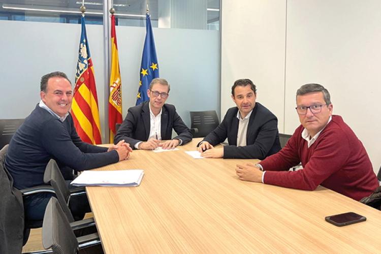 Reunion en Torrevieja, alcalde y Comunidad Valenciana